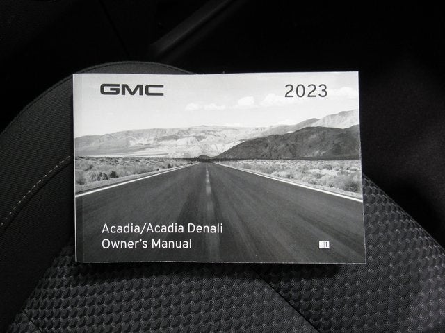 2023 GMC Acadia SLE (7-PASSENGER) WITH APPLE CARPLAY/ ANDROID AUTO!